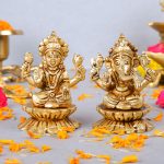 Brass Made Dhan Laxmi Idol with Lord Ganesha Idol 1 DSCF6007 eMetalCrafts